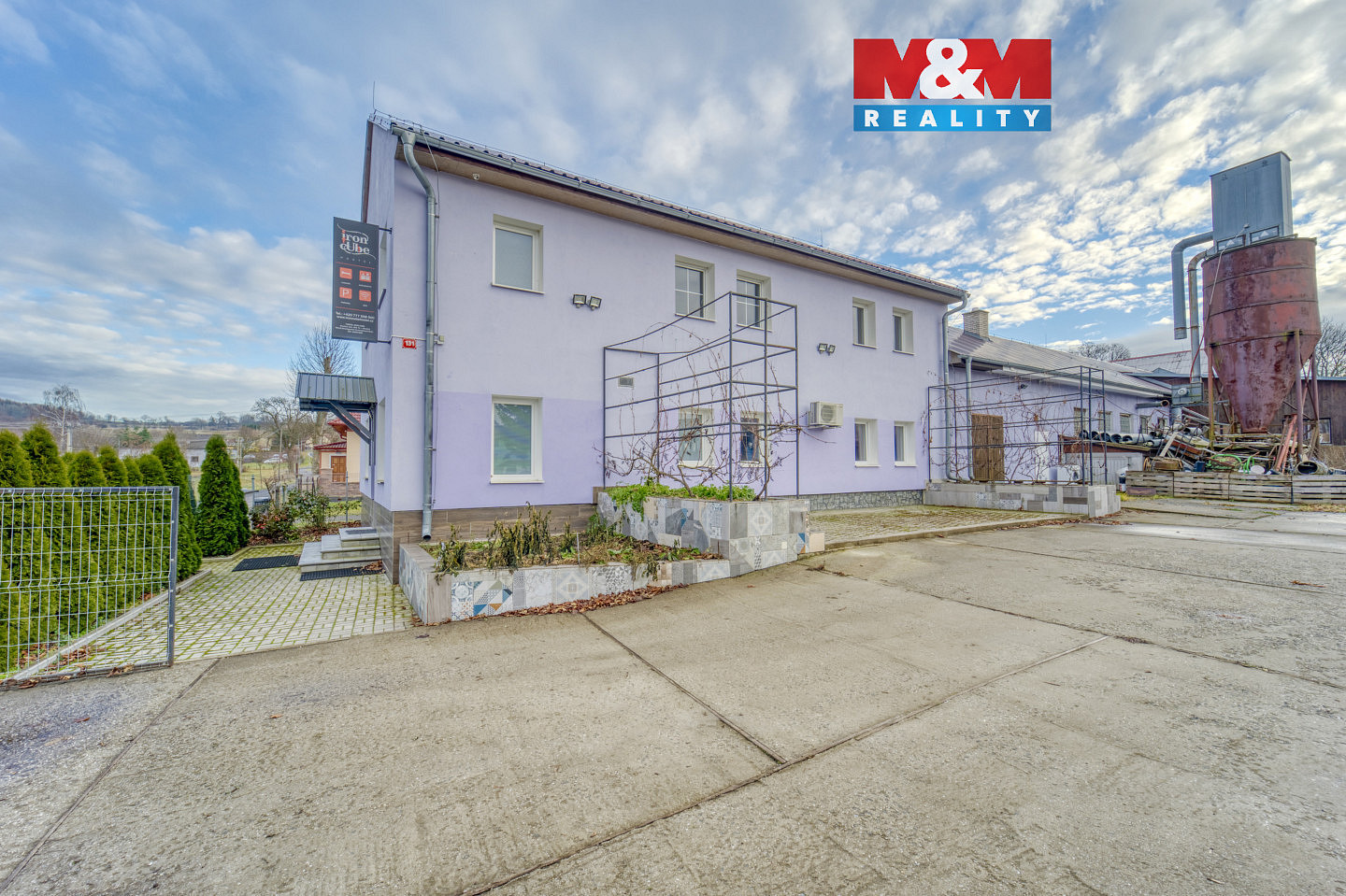 Prodej výrobních prostor 562 m²