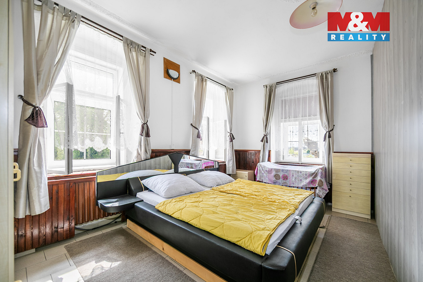Prodej domu 371 m² s pozemkem 603 m²